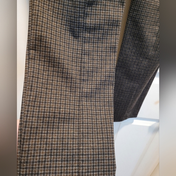 le chateau grey/brown plaid cigarette pants. Size US 12. - Picture 3 of 9